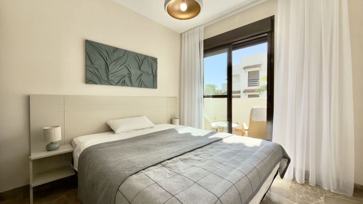 2 quarto Apartamento para venda em New Golden Mile com piscina - 375 000 € (Ref: 10016848)