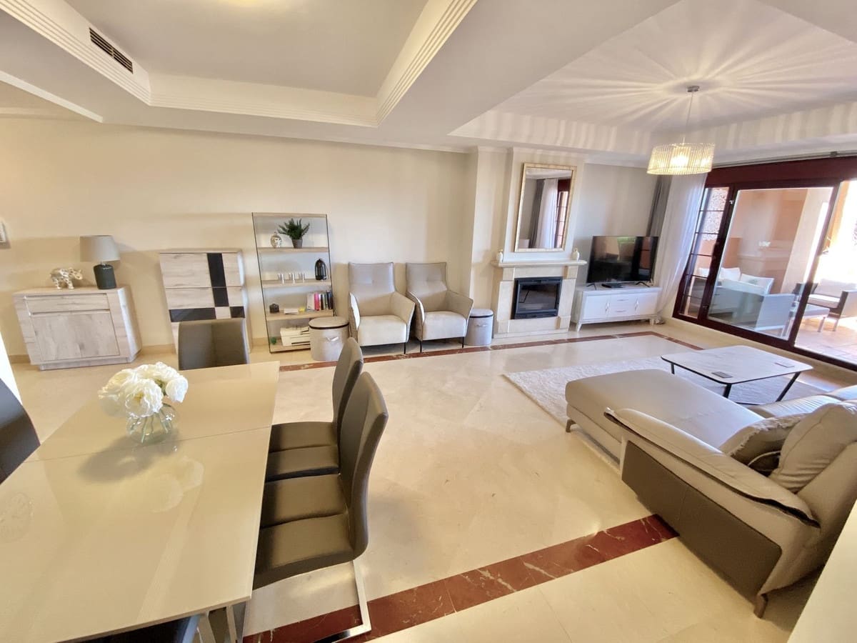 2 chambre Appartement à vendre à Elviria avec piscine - 398 750 € (Ref: 10016852)