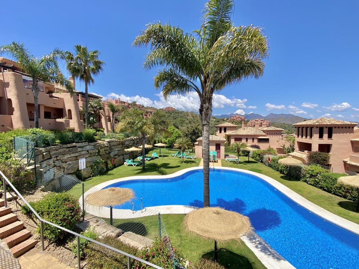 2 chambre Appartement à vendre à Elviria avec piscine - 398 750 € (Ref: 10016852)