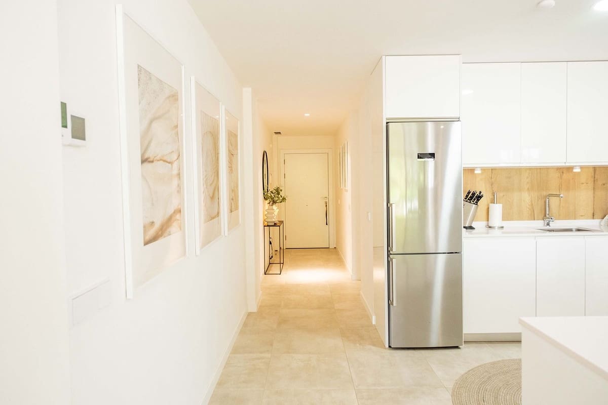 2 sovrum Lägenhet till salu i Estepona med pool garage - 648 900 € (Ref: 10016853)