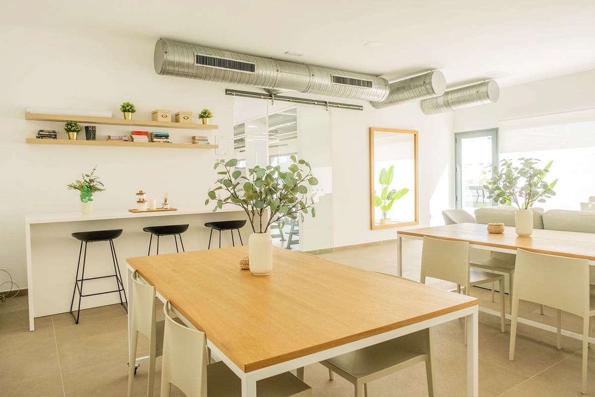 2 sovrum Lägenhet till salu i Estepona med pool garage - 648 900 € (Ref: 10016853)