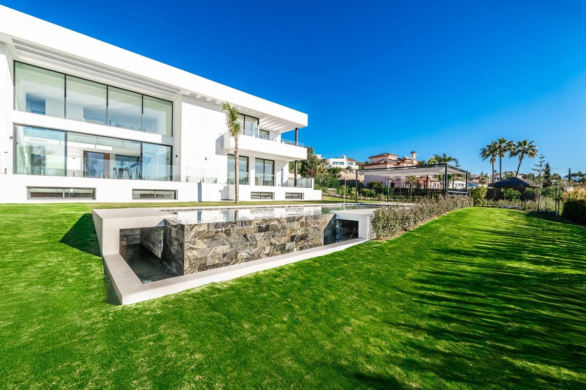 6 sovrum Villa till salu i Benahavis med pool - 4 000 000 € (Ref: 10016857)