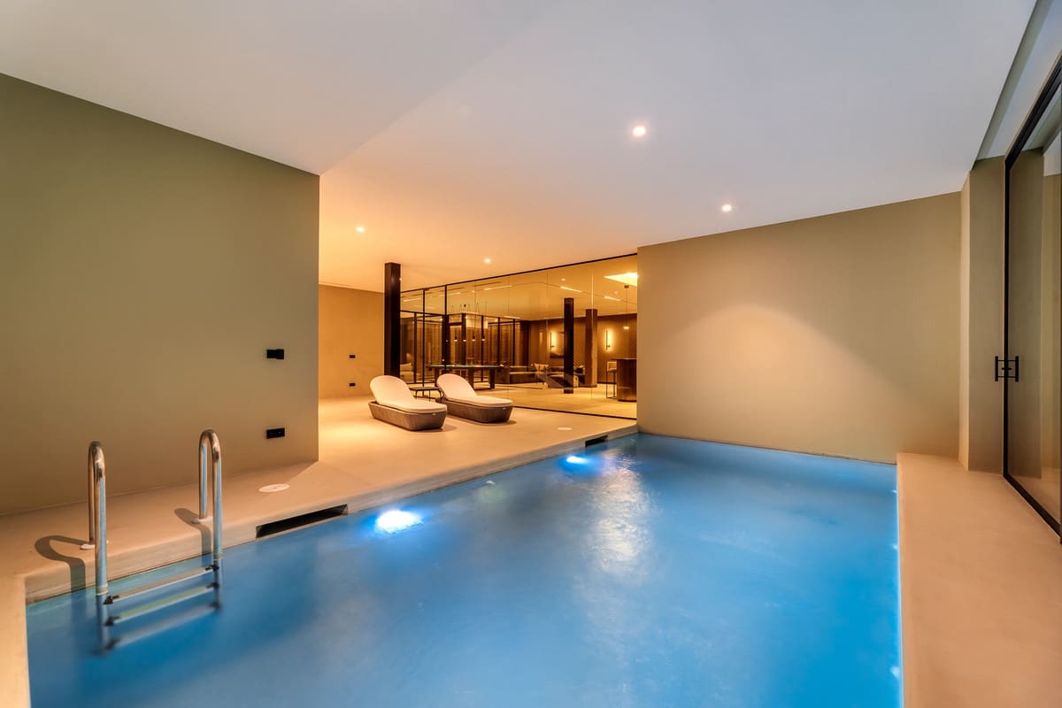 6 slaapkamer Villa te koop in El Madronal met zwembad - € 7.000.000 (Ref: 10016858)