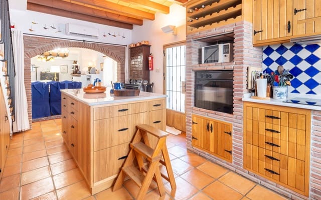 5 camera da letto Villa in vendita in Mijas con piscina - 1.220.000 € (Rif: 10016859)