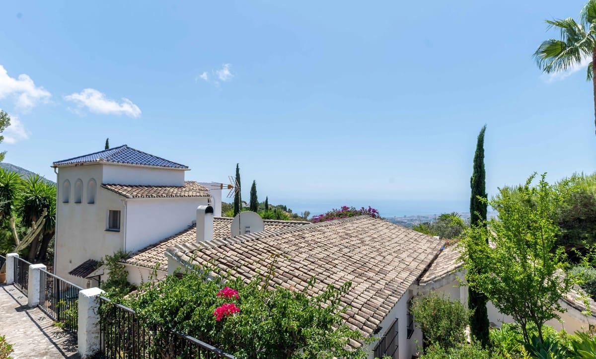 5 camera da letto Villa in vendita in Mijas con piscina - 1.220.000 € (Rif: 10016859)