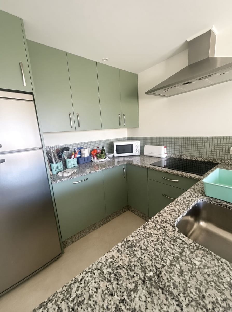 1 Zimmer Apartment zu verkaufen in Estepona - 202.000 € (Ref: 10016860)