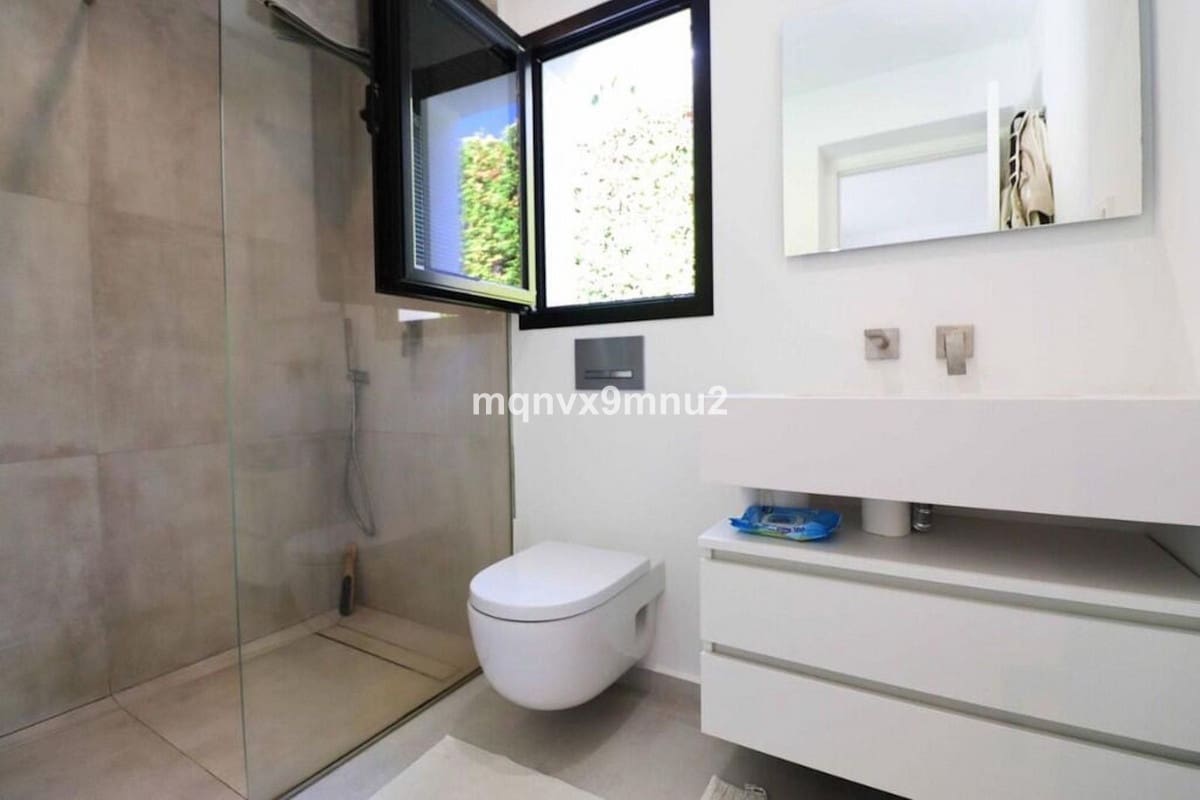 3 bedroom Villa for sale in El Chaparral with pool - € 1,495,000 (Ref: 10016861)