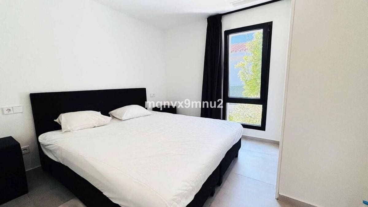 3 bedroom Villa for sale in El Chaparral with pool - € 1,495,000 (Ref: 10016861)