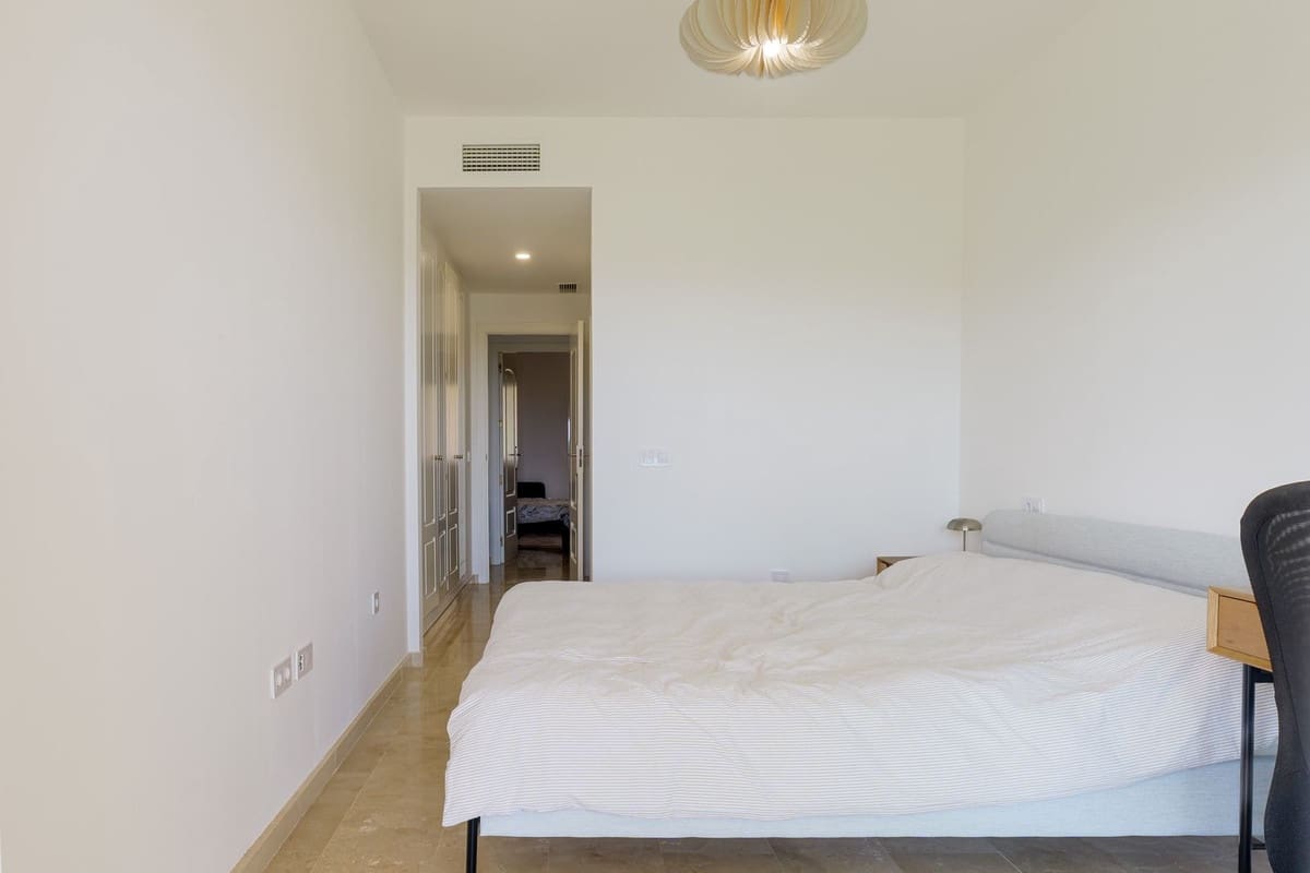 2 camera da letto Appartamento in vendita in El Faro con piscina garage - 435.000 € (Rif: 10016862)