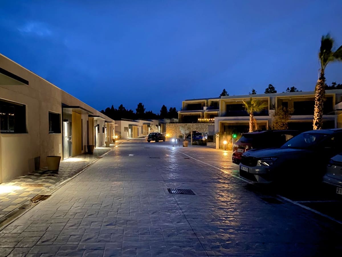 3 bedroom Townhouse for sale in El Chaparral with pool - € 950,000 (Ref: 10016863)