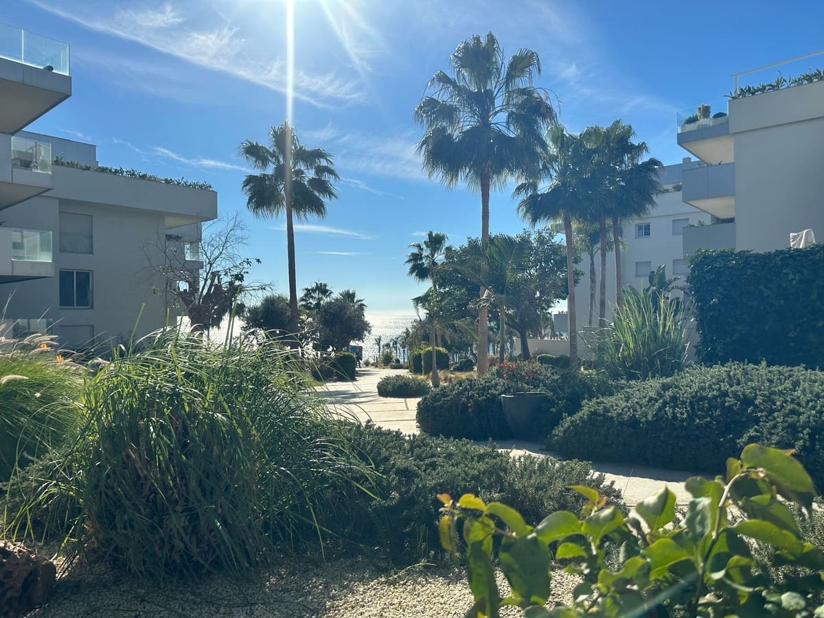 2 camera da letto Appartamento in vendita in El Faro con piscina - 645.000 € (Rif: 10016864)