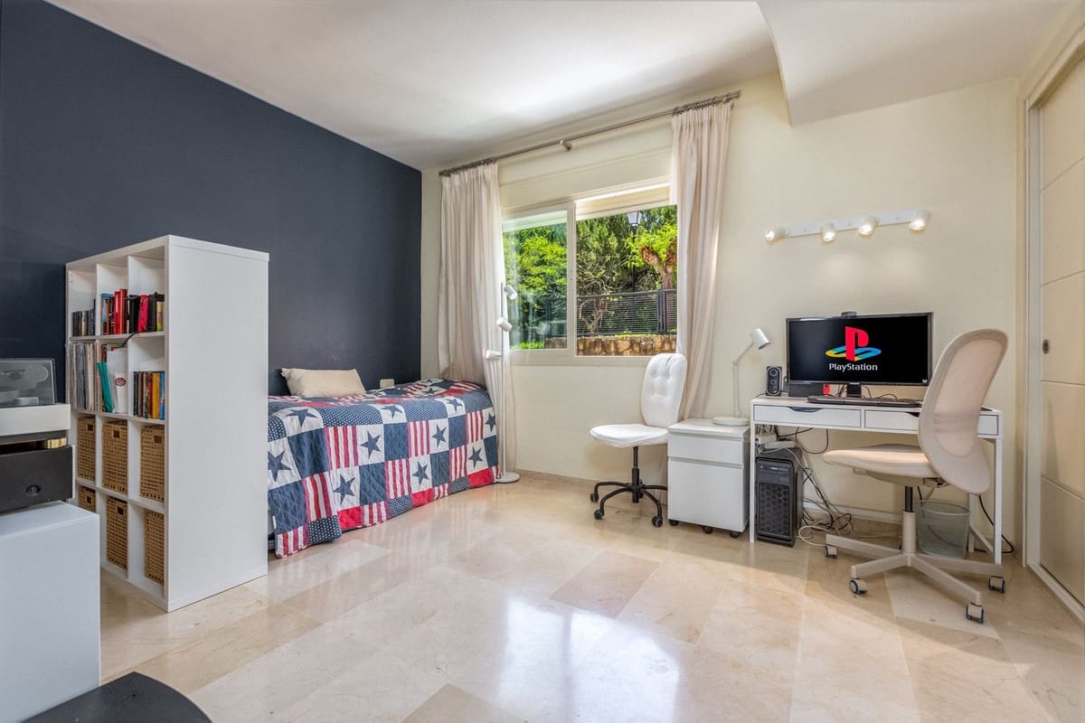 3 quarto Casa em Banda para venda em La Cala Golf com garagem - 550 000 € (Ref: 10019381)