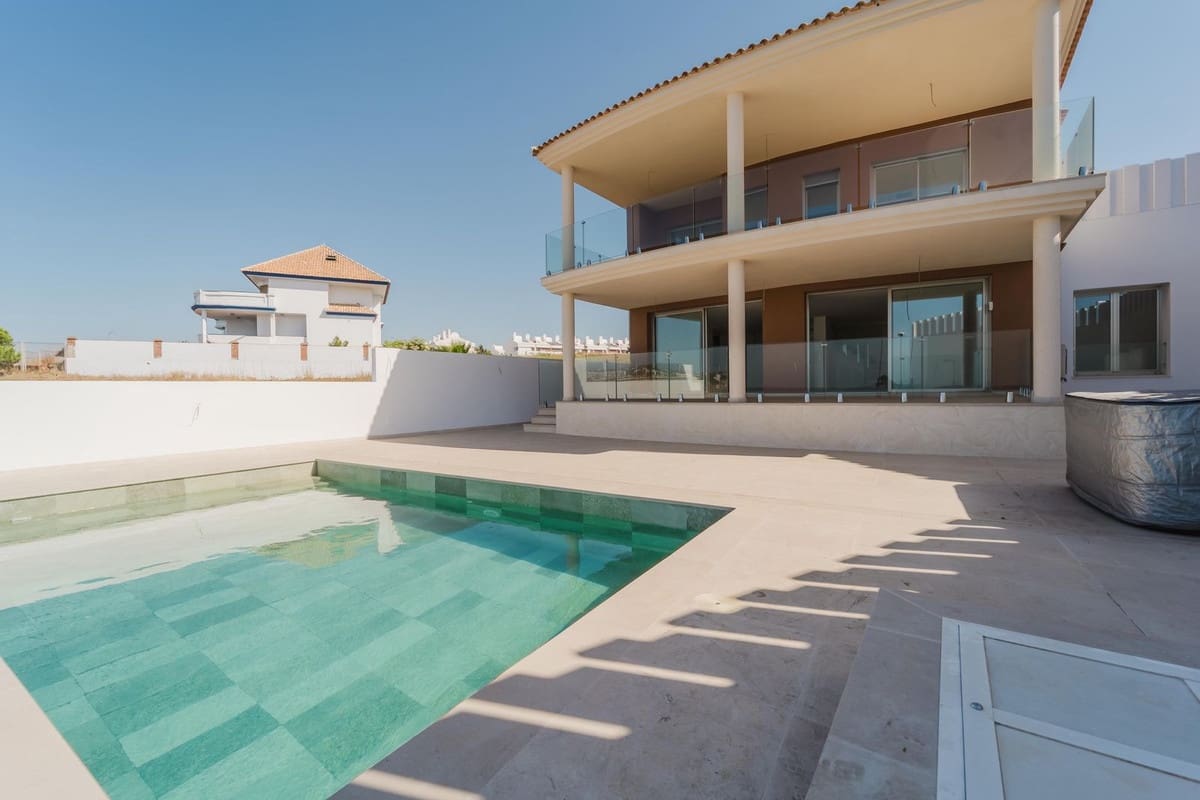 4 bedroom Villa for sale in Mijas with pool - € 2,500,000 (Ref: 10019383)