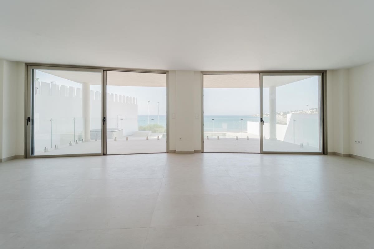 4 bedroom Villa for sale in Mijas with pool - € 2,500,000 (Ref: 10019383)