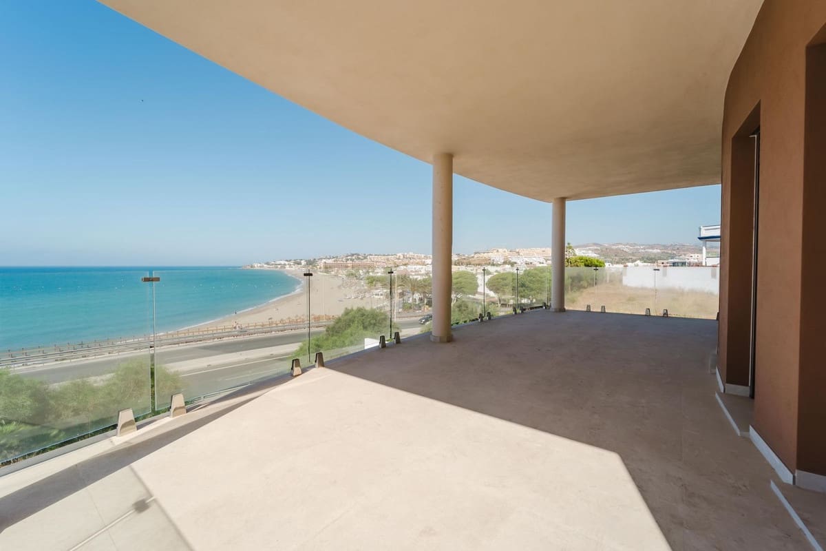 4 bedroom Villa for sale in Mijas with pool - € 2,500,000 (Ref: 10019383)