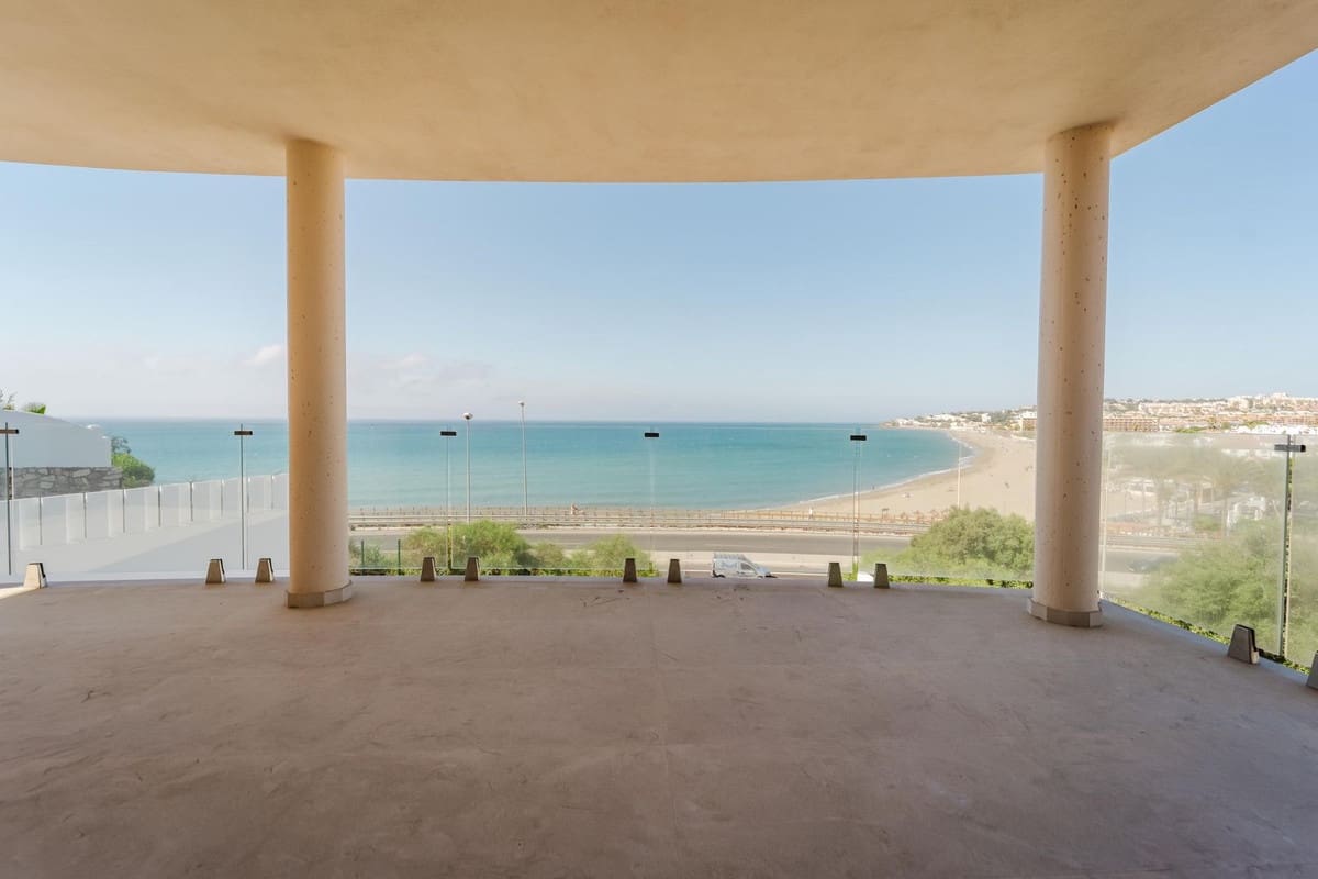 4 bedroom Villa for sale in Mijas with pool - € 2,500,000 (Ref: 10019383)