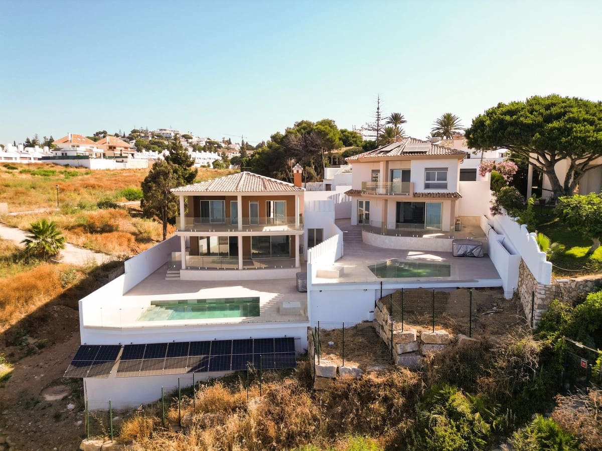 4 bedroom Villa for sale in Mijas with pool - € 2,500,000 (Ref: 10019383)