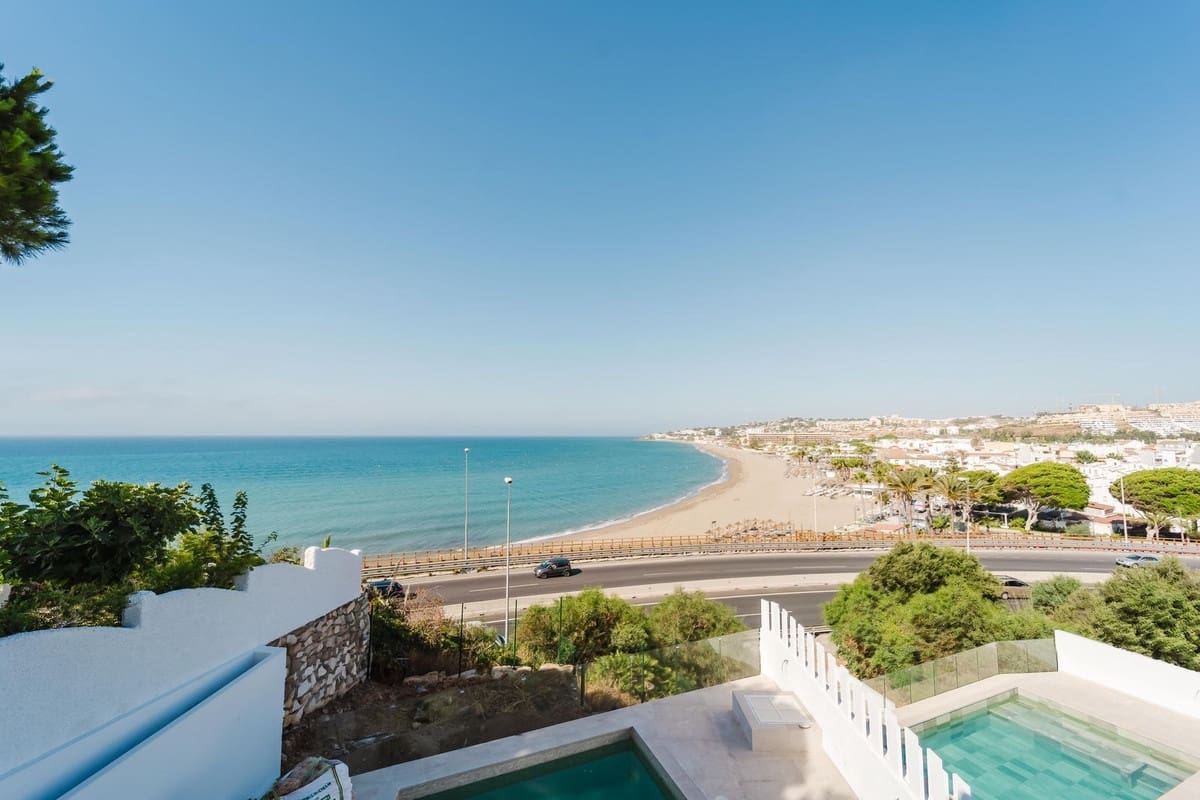 3 bedroom Villa for sale in Mijas with pool - € 2,300,000 (Ref: 10019384)