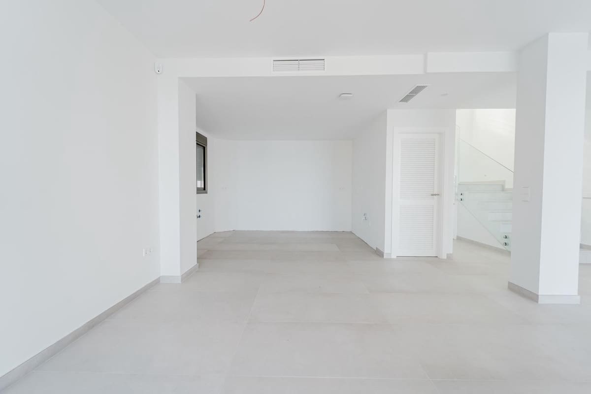 3 bedroom Villa for sale in Mijas with pool - € 2,300,000 (Ref: 10019384)