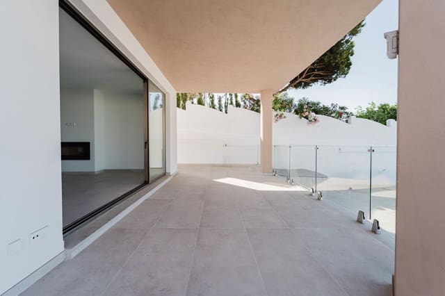 3 bedroom Villa for sale in Mijas with pool - € 2,300,000 (Ref: 10019384)