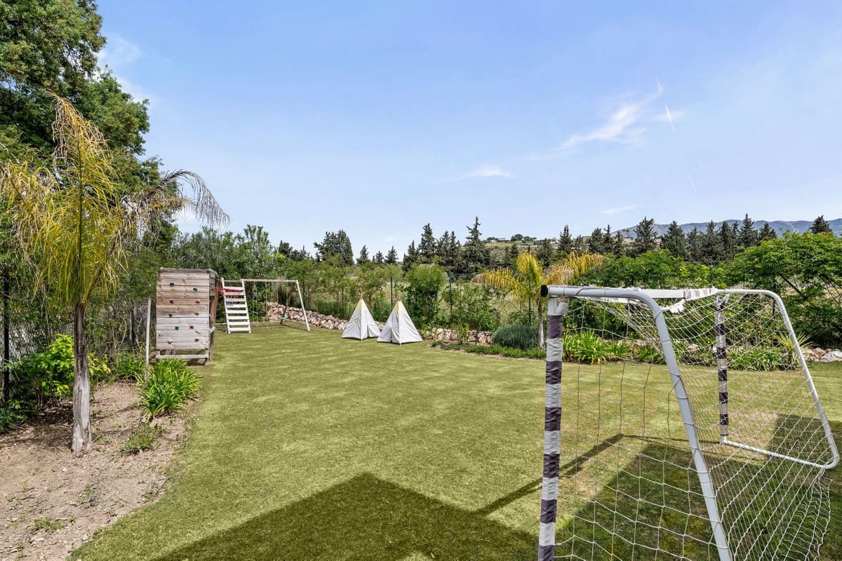 5 slaapkamer Villa te koop in La Cala Golf met zwembad - € 1.795.000 (Ref: 10019386)