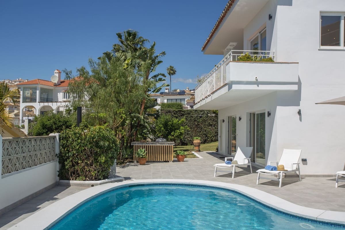3 bedroom Villa for sale in Riviera del Sol with pool garage - € 1,299,000 (Ref: 10019387)