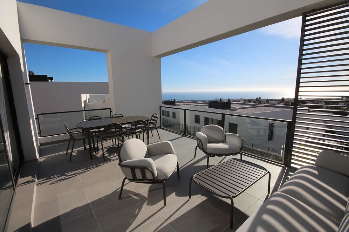 Pareado de 3 habitaciones en Riviera del Sol en venta con piscina - 599.000 € (Ref: 10019388)