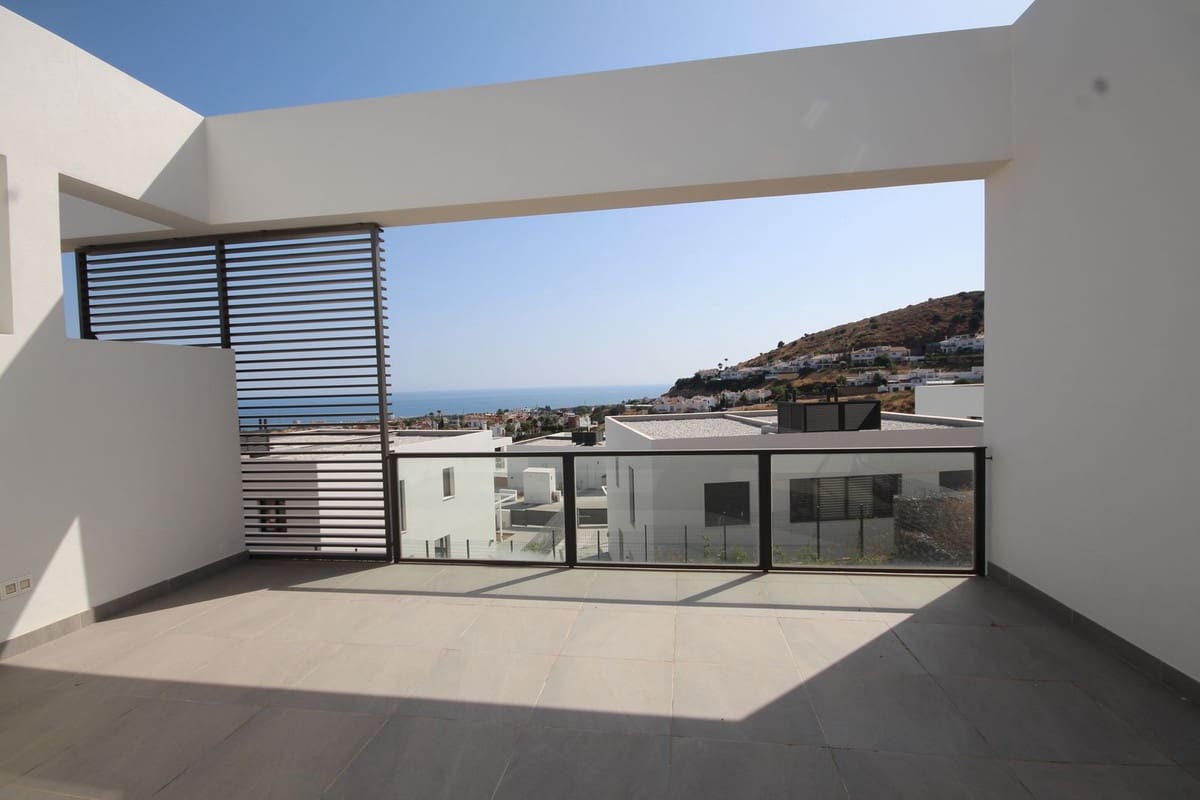 Pareado de 3 habitaciones en Riviera del Sol en venta con piscina - 599.000 € (Ref: 10019388)