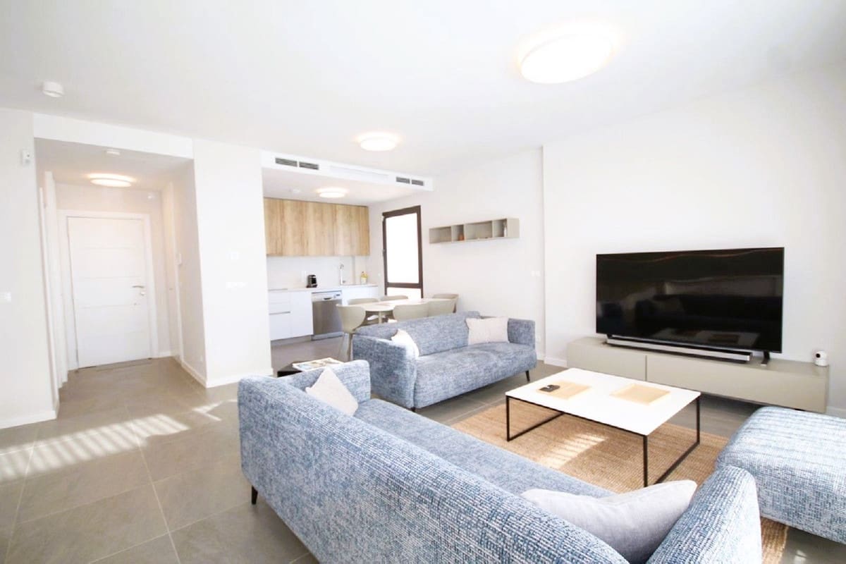 Pareado de 3 habitaciones en Riviera del Sol en venta con piscina - 599.000 € (Ref: 10019388)