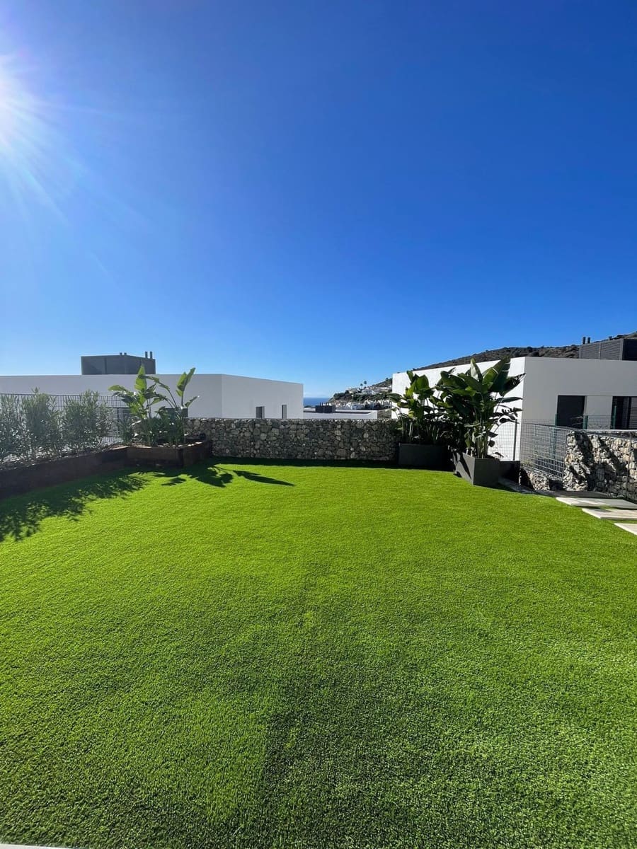 Pareado de 3 habitaciones en Riviera del Sol en venta con piscina - 599.000 € (Ref: 10019388)