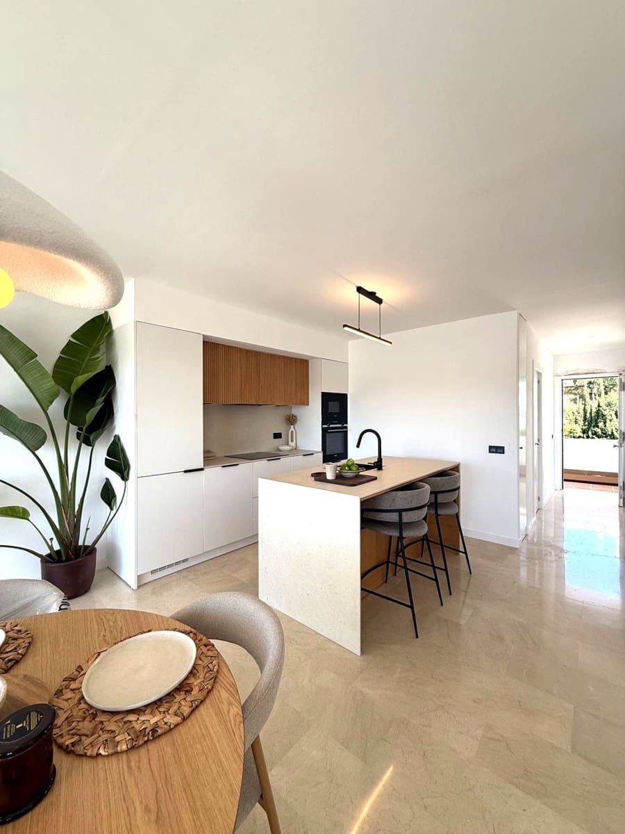 3 soverom Leilighet til salgs i Riviera del Sol med svømmebasseng garasje - € 619 000 (Ref: 10019389)