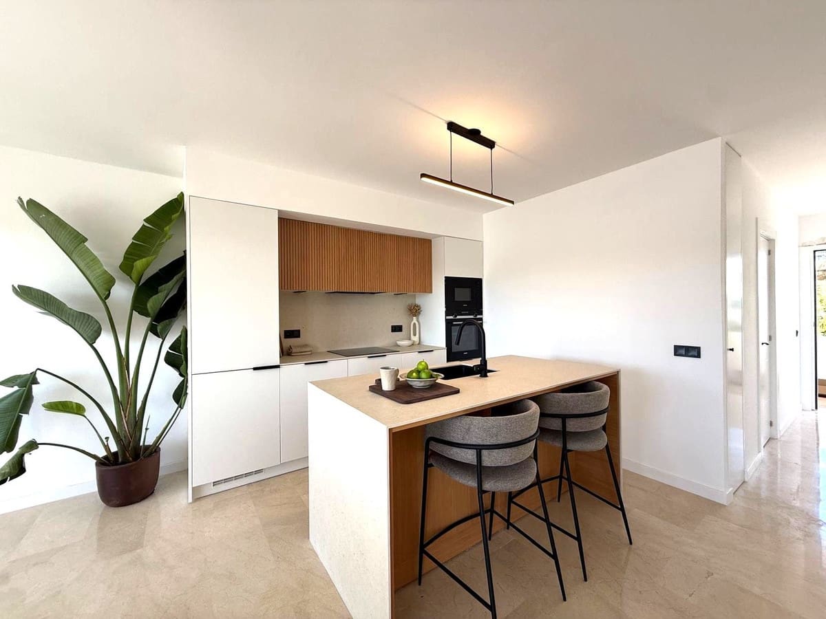 3 soverom Leilighet til salgs i Riviera del Sol med svømmebasseng garasje - € 619 000 (Ref: 10019389)