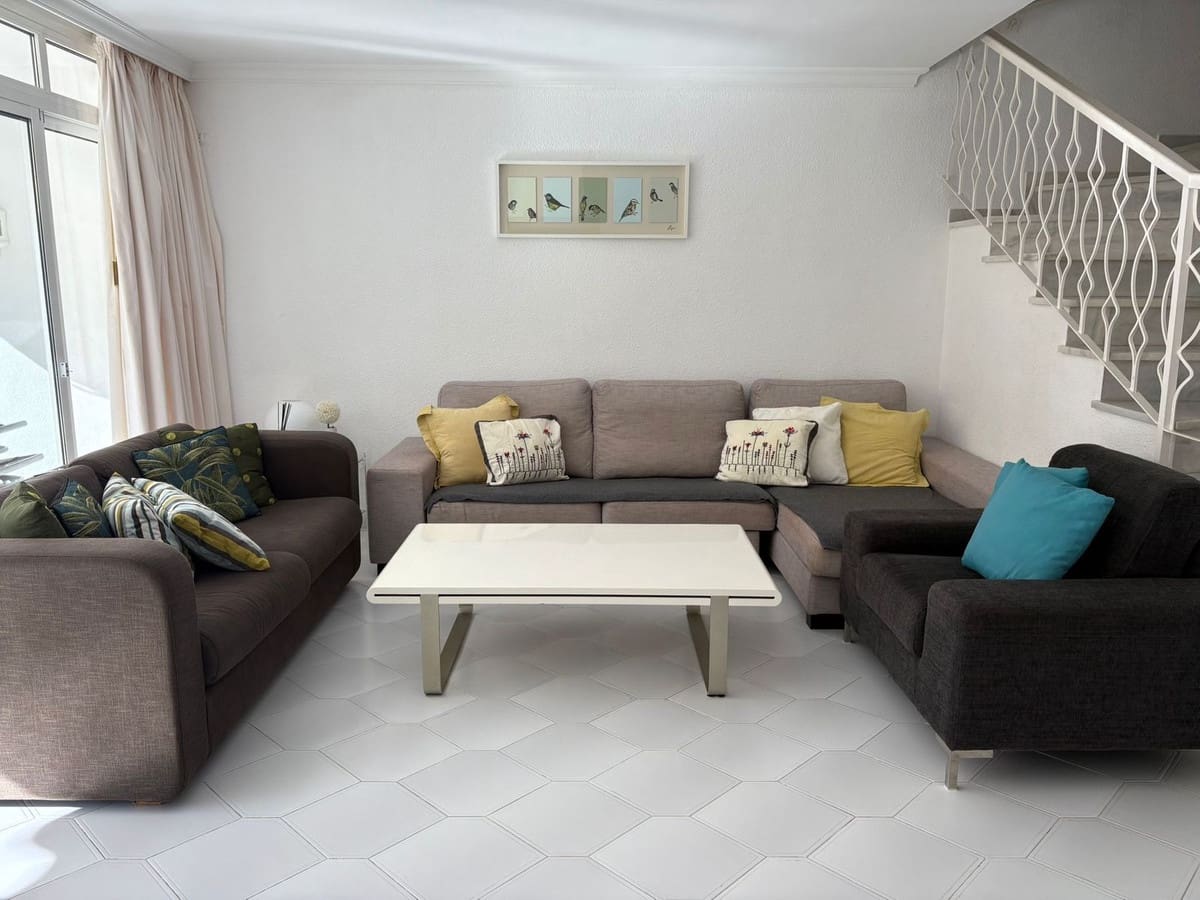 3 chambre Villa/Maison Semi-Mitoyenne à vendre à Miraflores avec piscine - 575 000 € (Ref: 10019390)
