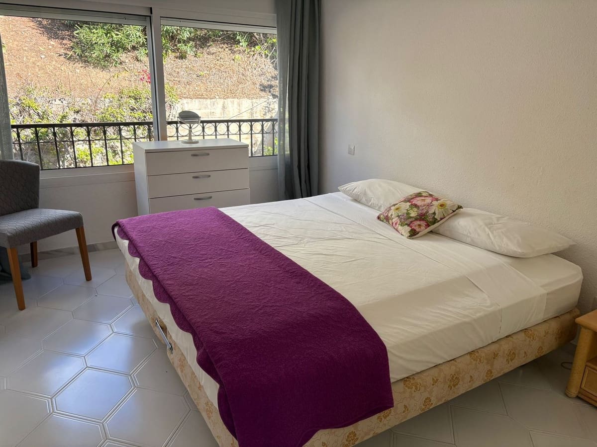3 chambre Villa/Maison Semi-Mitoyenne à vendre à Miraflores avec piscine - 575 000 € (Ref: 10019390)