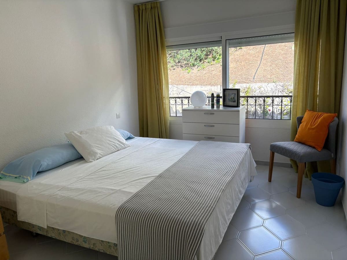 3 chambre Villa/Maison Semi-Mitoyenne à vendre à Miraflores avec piscine - 575 000 € (Ref: 10019390)