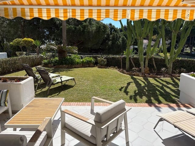 3 bedroom Semi-detached Villa for sale in Miraflores, Mijas with pool - € 575,000 (Ref: 10019390)