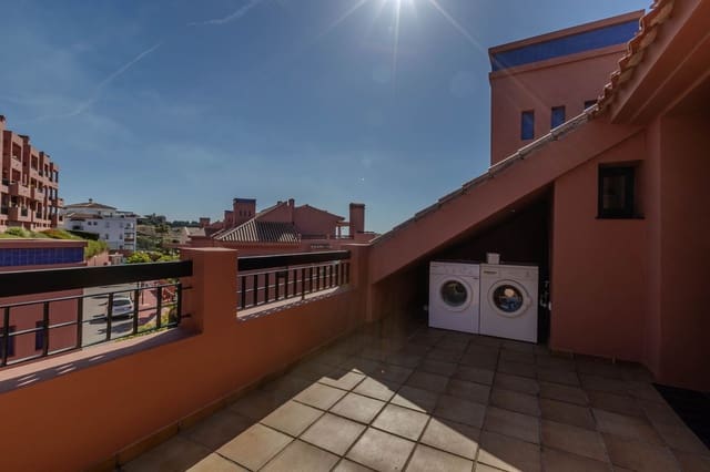 3 sypialnia Apartament na sprzedaż w Calahonda, Mijas z basenem garażem - 1 150 000 € (Ref: 10019393)