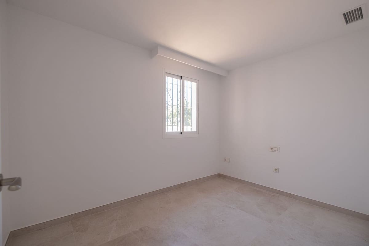 3 chambre Appartement à vendre à Miraflores avec piscine - 595 000 € (Ref: 10019394)