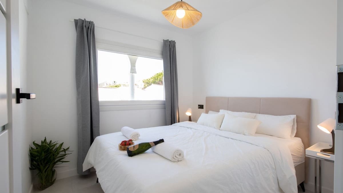3 chambre Appartement à vendre à Calahonda avec piscine garage - 1 575 000 € (Ref: 10019397)