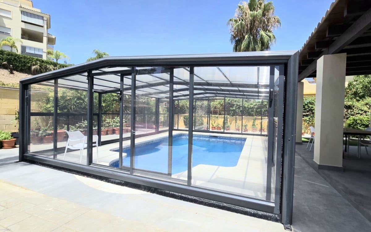 5 sovrum Villa till salu i La Cala Hills med pool - 895 000 € (Ref: 10019960)
