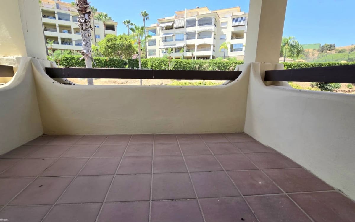 5 sovrum Villa till salu i La Cala Hills med pool - 895 000 € (Ref: 10019960)