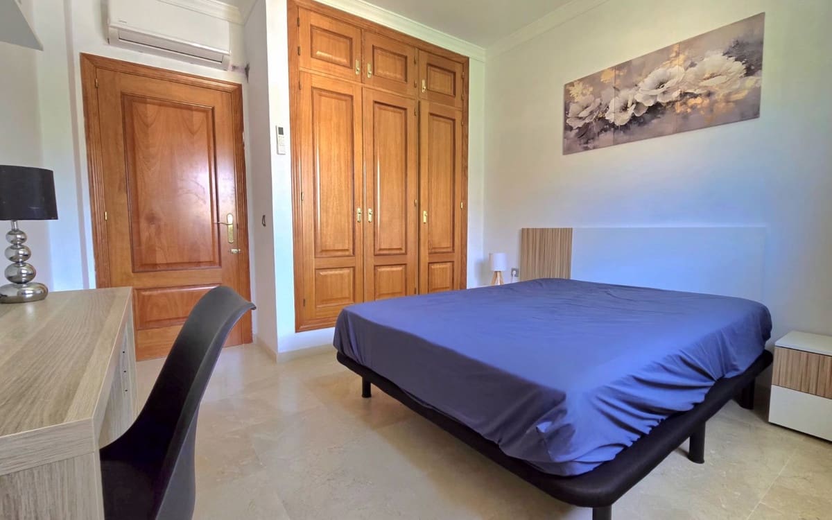 5 sovrum Villa till salu i La Cala Hills med pool - 895 000 € (Ref: 10019960)