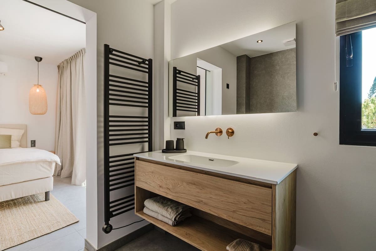 3 slaapkamer Huis te koop in Aloha Golf met zwembad - € 735.000 (Ref: 10019961)