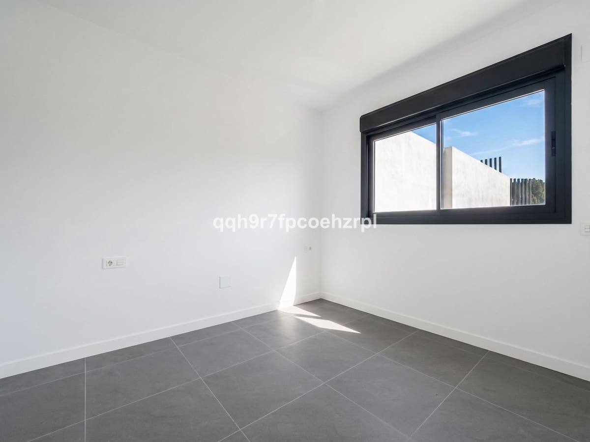 2 bedroom Apartment for sale in El Chaparral with pool garage - € 455,000 (Ref: 10019963)