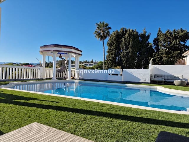 5 chambre Villa/Maison à vendre à El Chaparral, Mijas avec piscine garage - 1 399 999 € (Ref: 10019964)