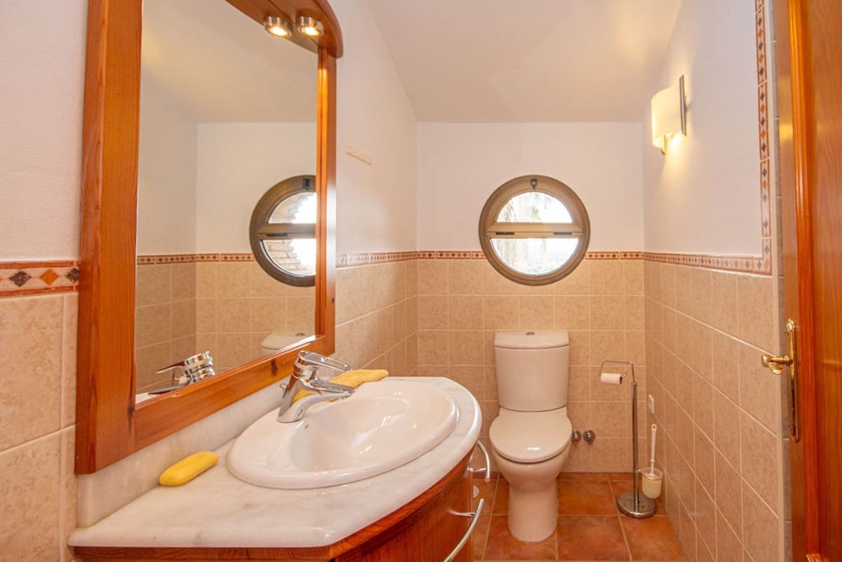 3 sypialnia Willa na sprzedaż w La Cala de Mijas z basenem - 880 000 € (Ref: 10019965)