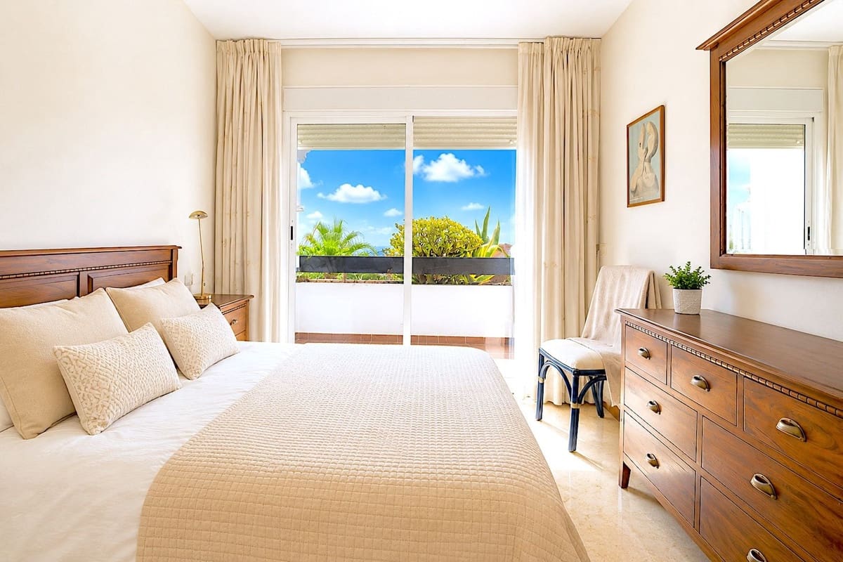 3 sypialnia Apartament na sprzedaż w Calahonda z basenem - 345 000 € (Ref: 10019966)