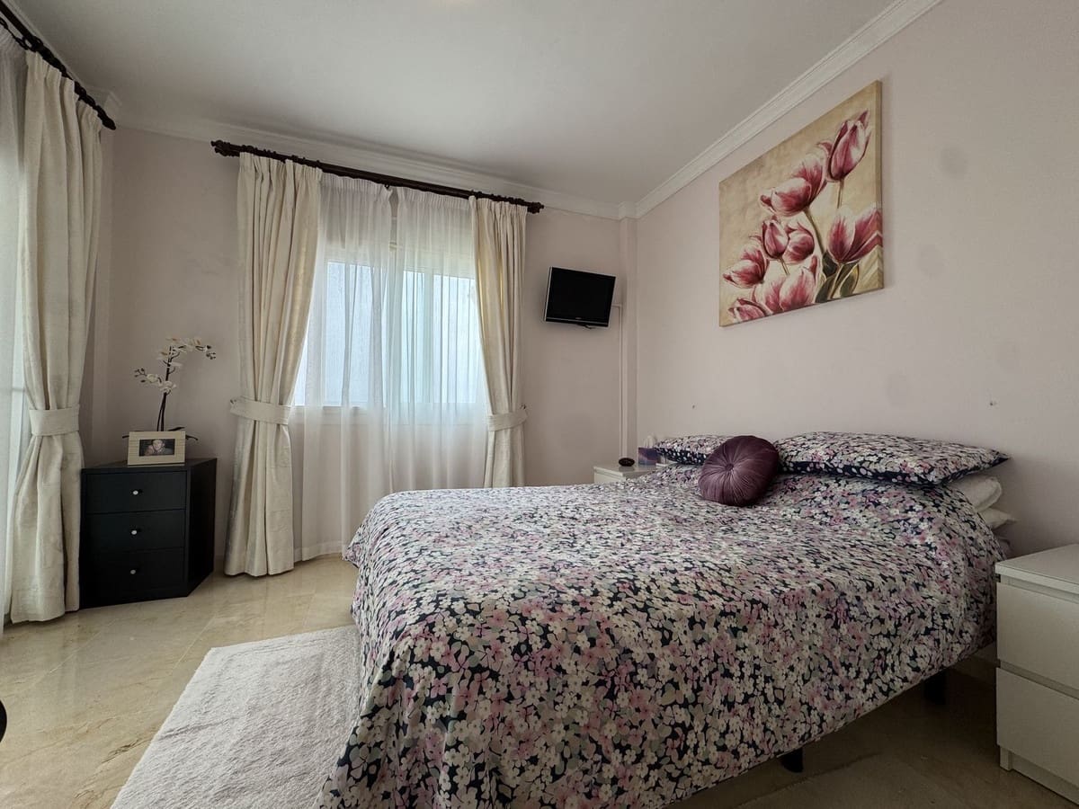 3 sovrum Lägenhet till salu i La Cala Hills - 449 900 € (Ref: 10019967)