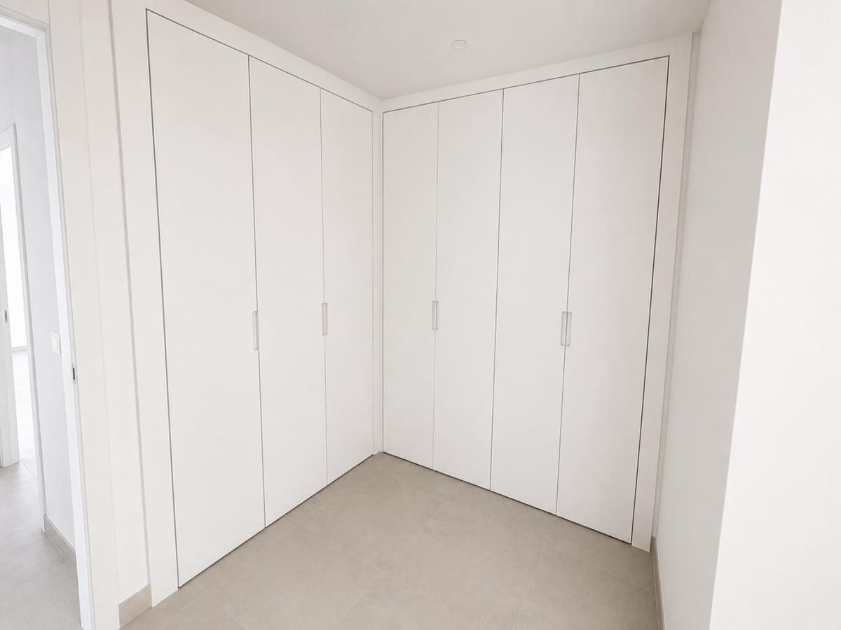 3 slaapkamer Appartement te koop in La Cala de Mijas met zwembad - € 990.000 (Ref: 10019968)