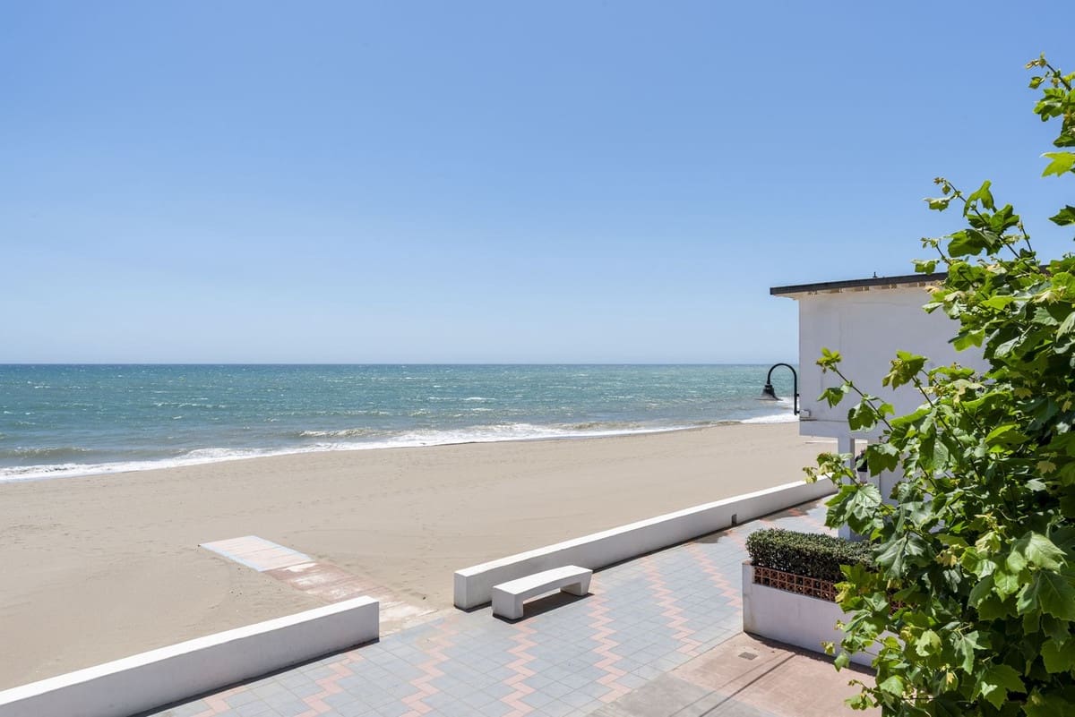 3 bedroom Townhouse for sale in La Cala de Mijas - € 980,000 (Ref: 10019971)